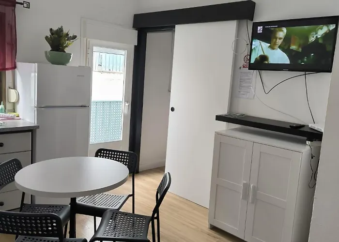 アパート Luanto コニル・デ・ラ・フロンテラ